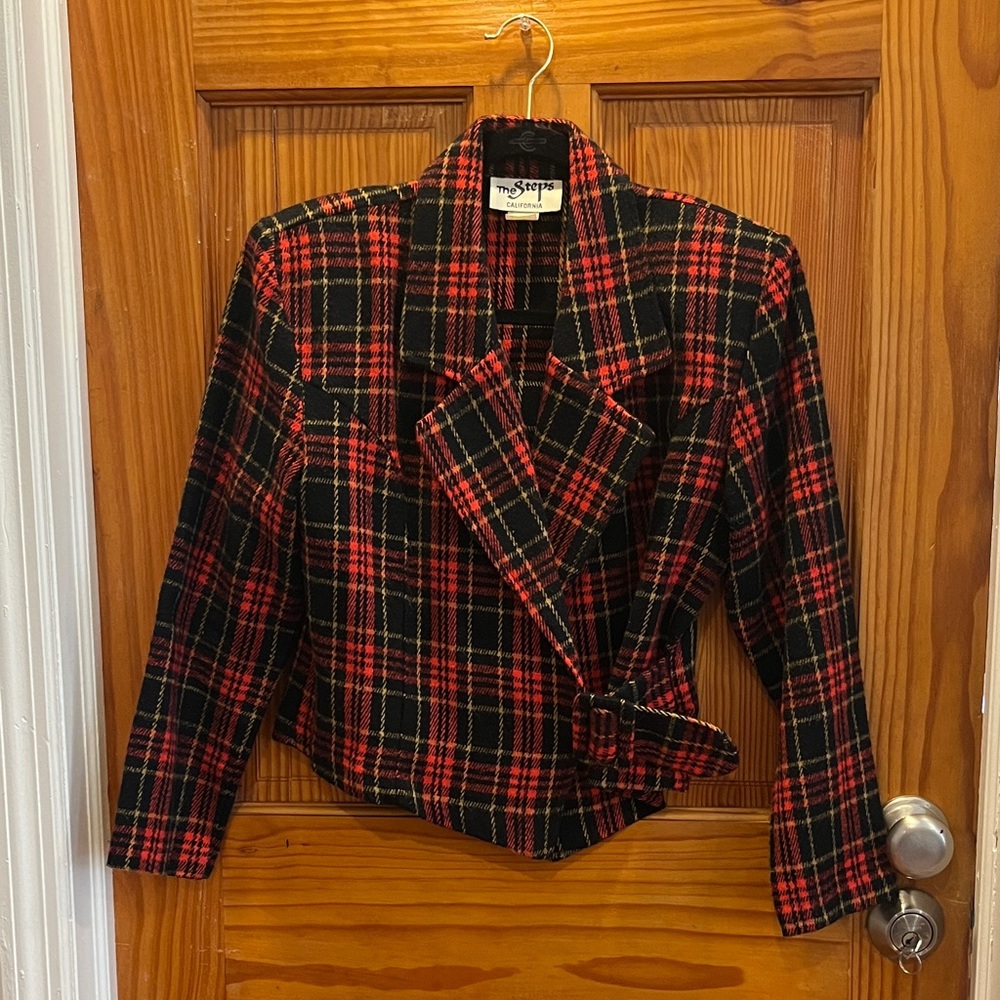 Cropped 90s red plaid moto blazer